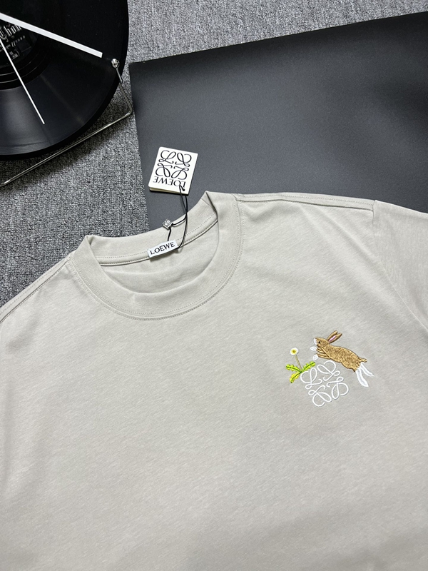 ブランドTシャツ側面デザイン